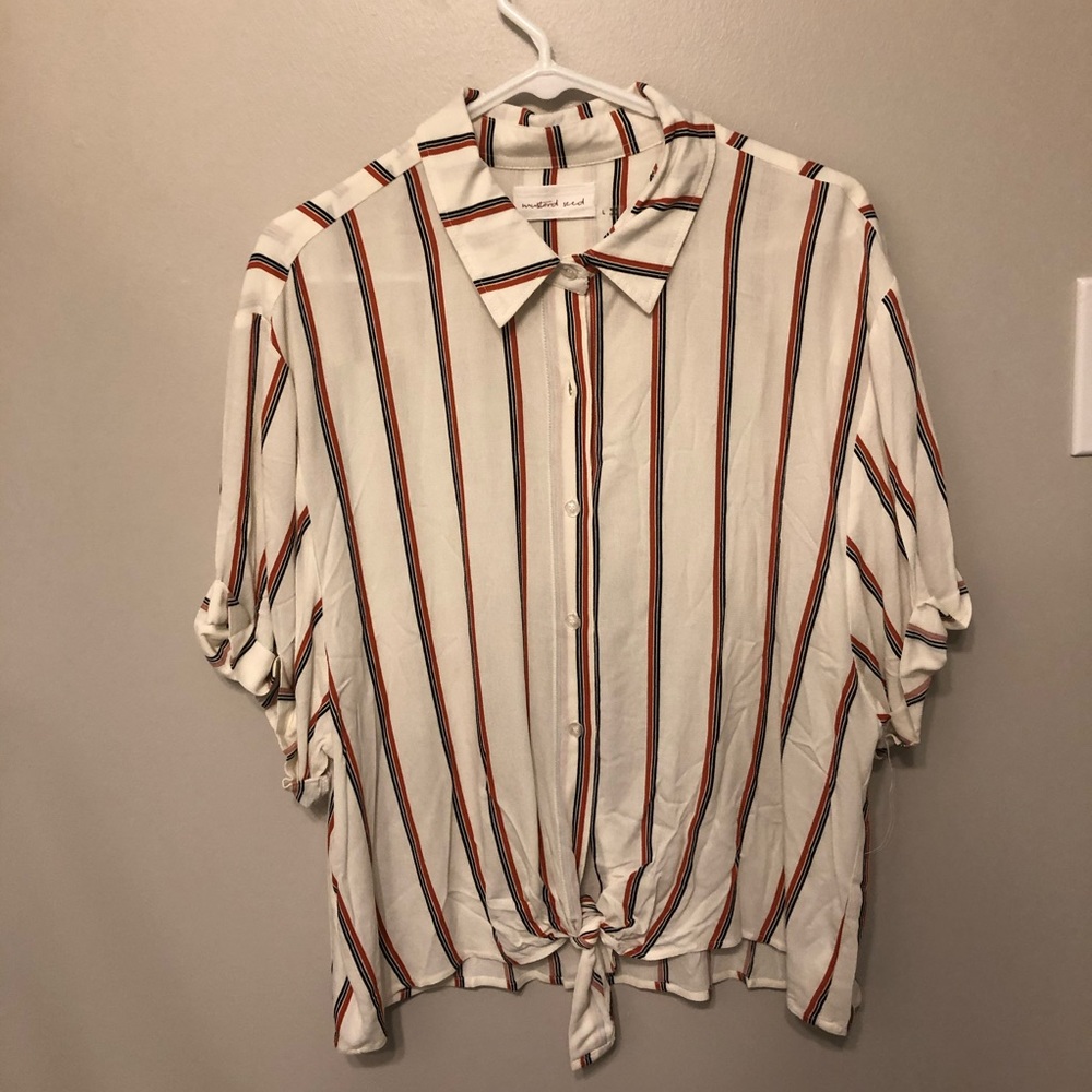 White striped t-shirt blouse